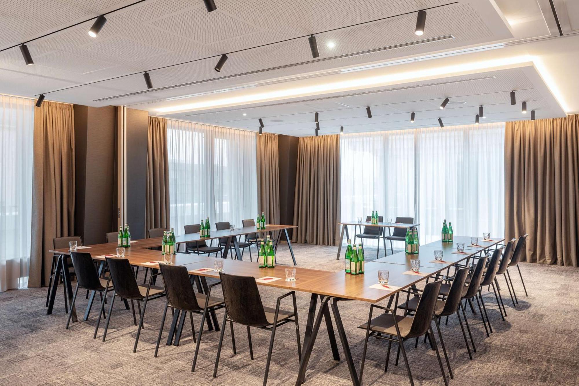Nh Collection Bavaria Hotel 4*